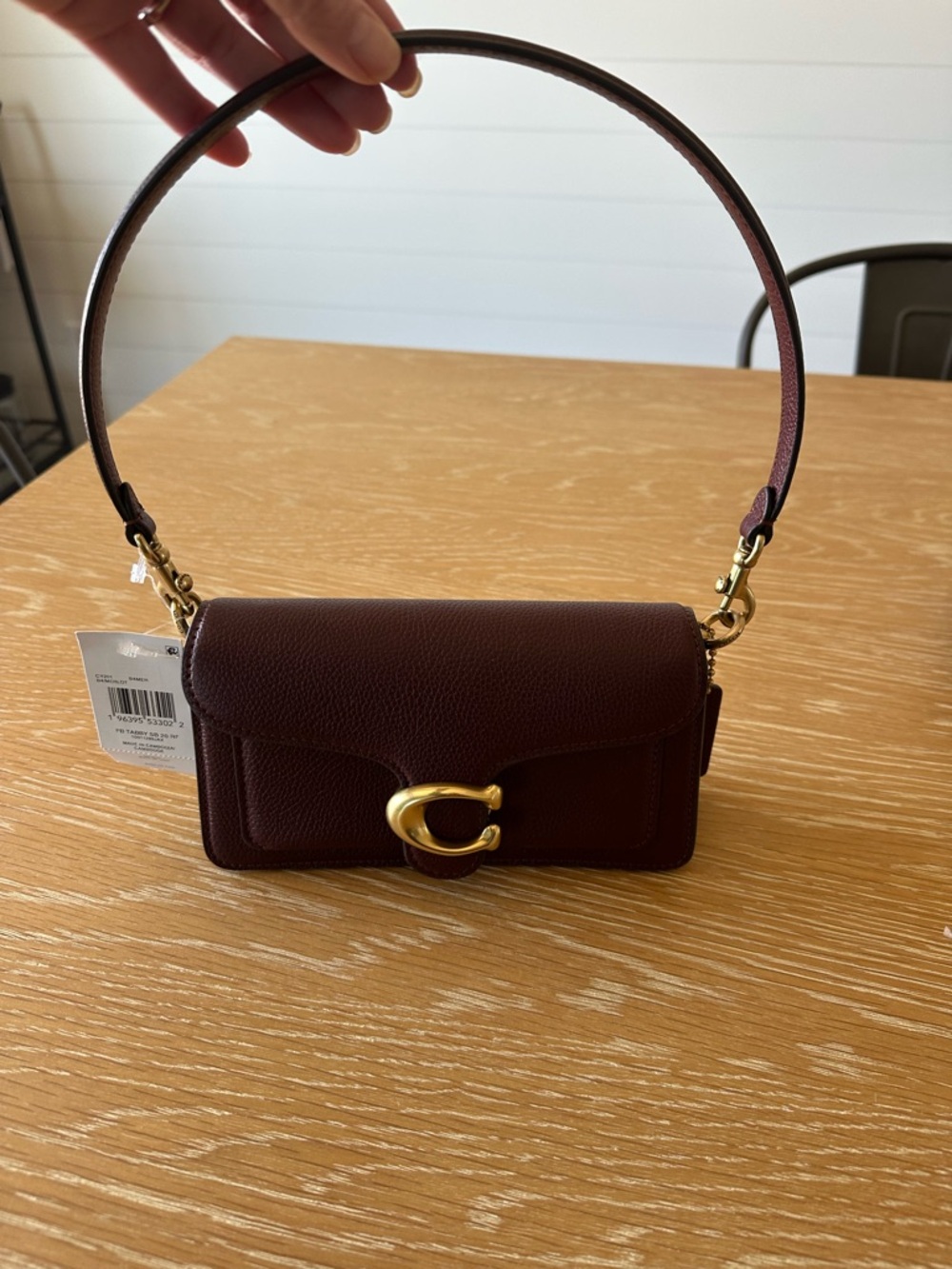 Coach Tabby Leather Shoulder Bag in Merlot with Gold Hardware - Picture 5 of 7